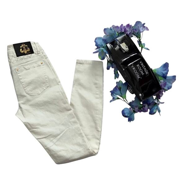 Dereon NWOT Ivory Skinny Jeans Juniors/Women 5/6 - Picture 1 of 9